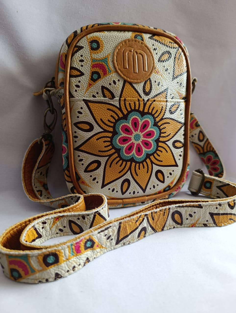 Unisex Mandela Print Leather Sling Bag – African-Inspired Crossbody